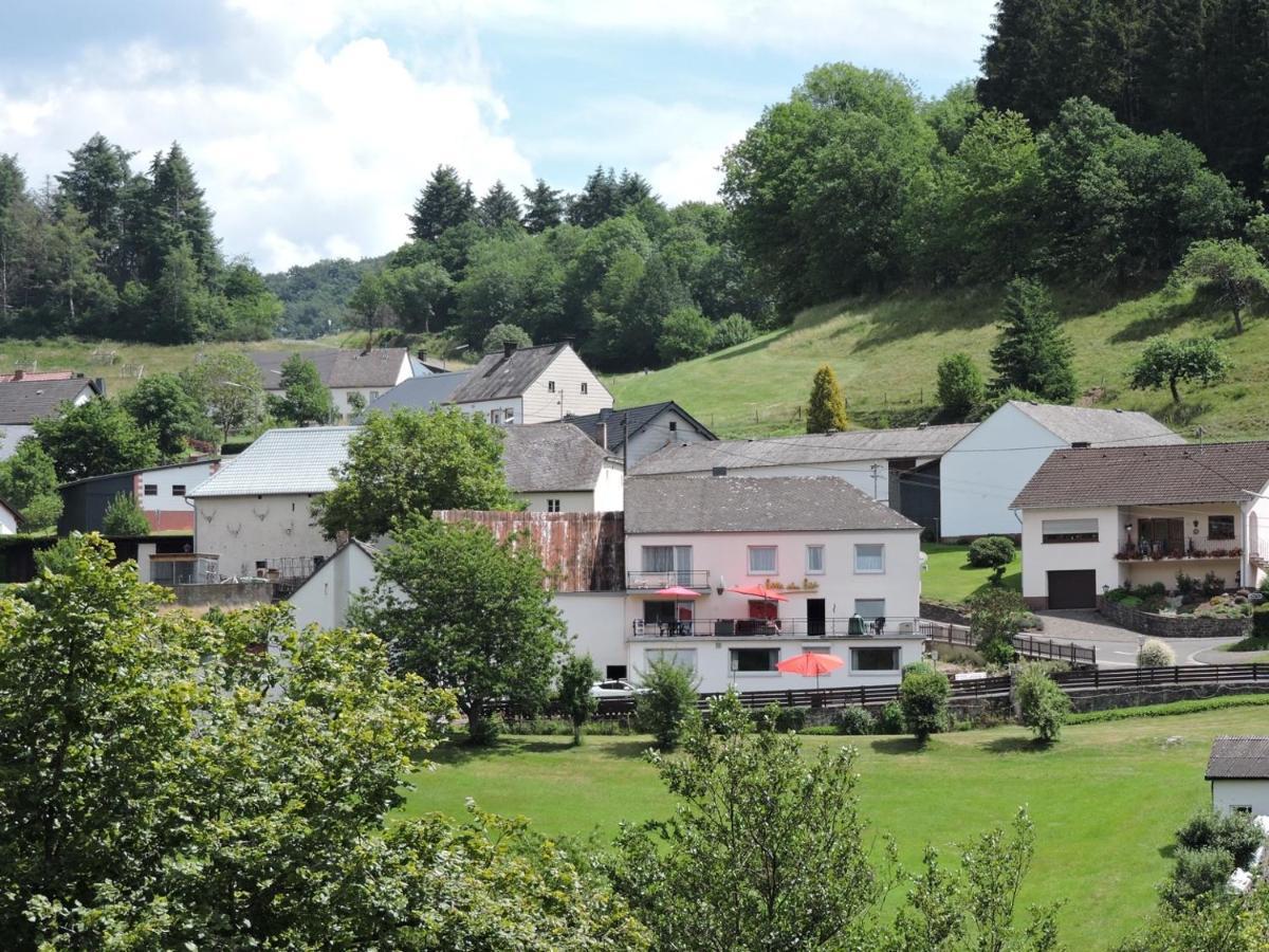 Sabine'S Gastehaus Otel Übereisenbach Dış mekan fotoğraf